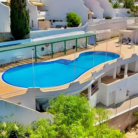 Bellavista Piscine Διαμέρισμα